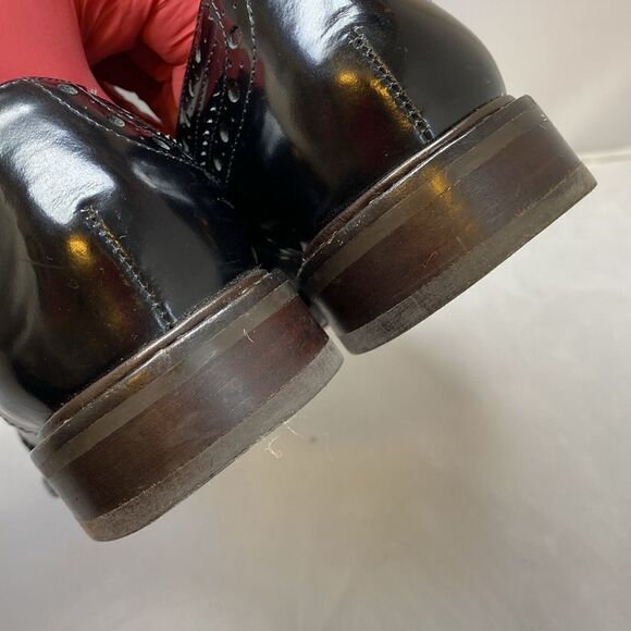 Stuart Weitzman Mrgill Lace-Up
Leather Oxford - Picture 8 of 17